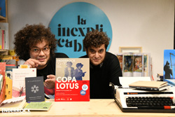 25x25 amb Copa Lotus a la llibreria Inexplicabre del barri de Sants (Barcelona) 